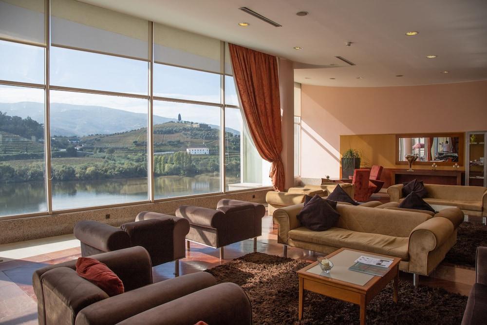 Hotel Regua Douro Peso da Regua Exterior photo