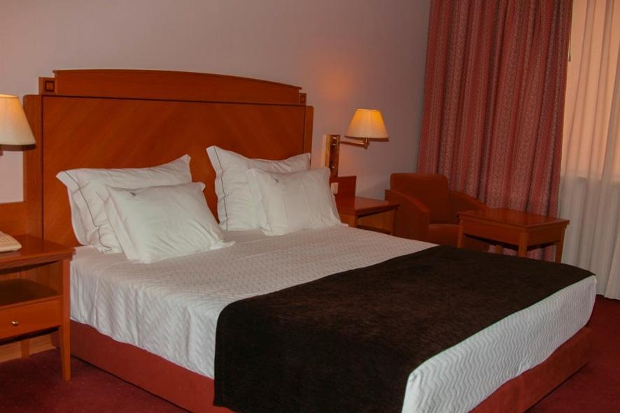 Hotel Regua Douro Peso da Regua Exterior photo